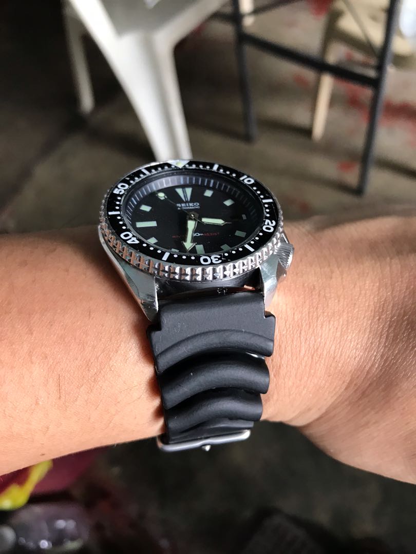 Seiko diver 7002-700A, Men's Fashion, Watches & Accessories, Watches on  Carousell