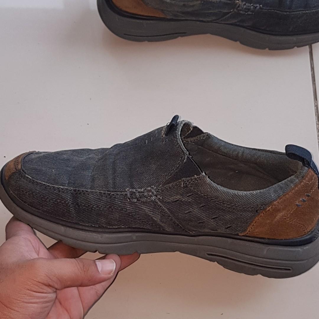 Skechers gel deals infused memory foam