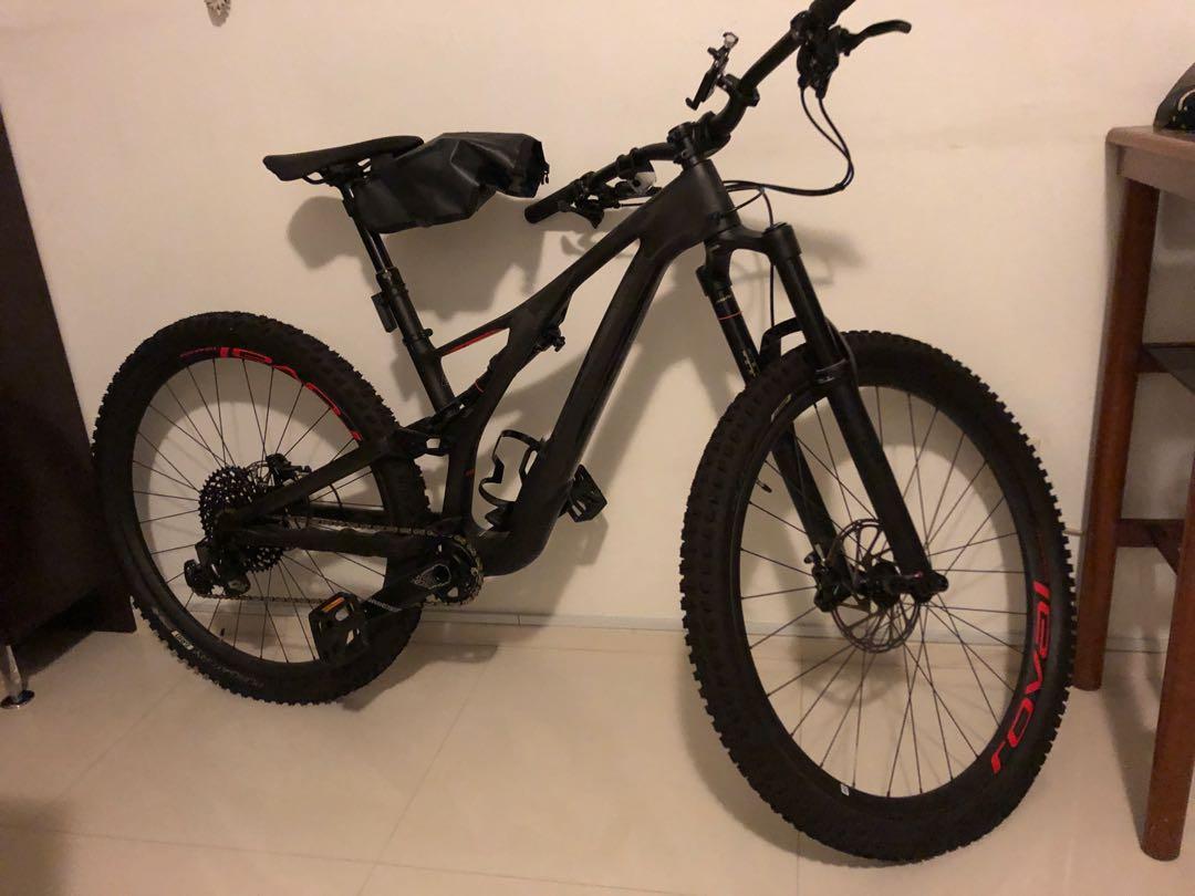 Men s Stumpjumper Expert 29 Sports Equipment Bicycles Parts Bicycles on Carousell
