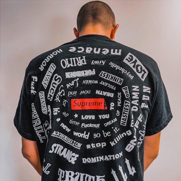 Supreme 21ss Spiral Tee旋渦螺旋印花黑白2色S-XL, 男裝, 外套及戶外