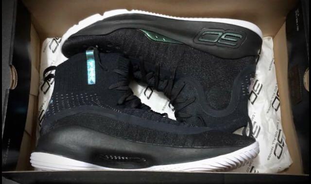 Under Armour Curry 4 Christmas More Range Size 10.5 Men s Fashion