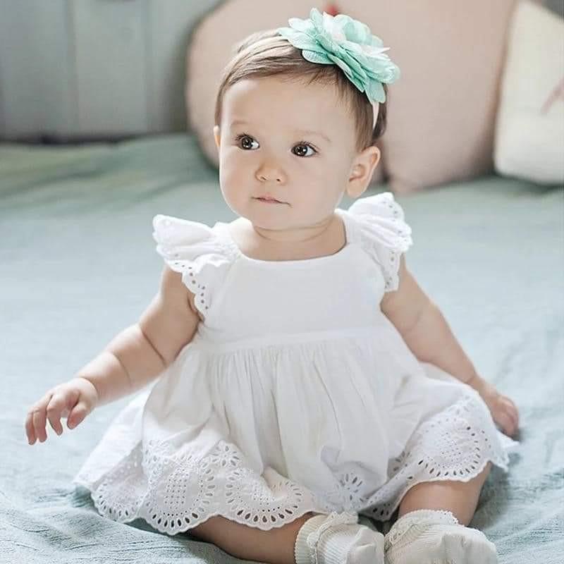 Baby online white gown