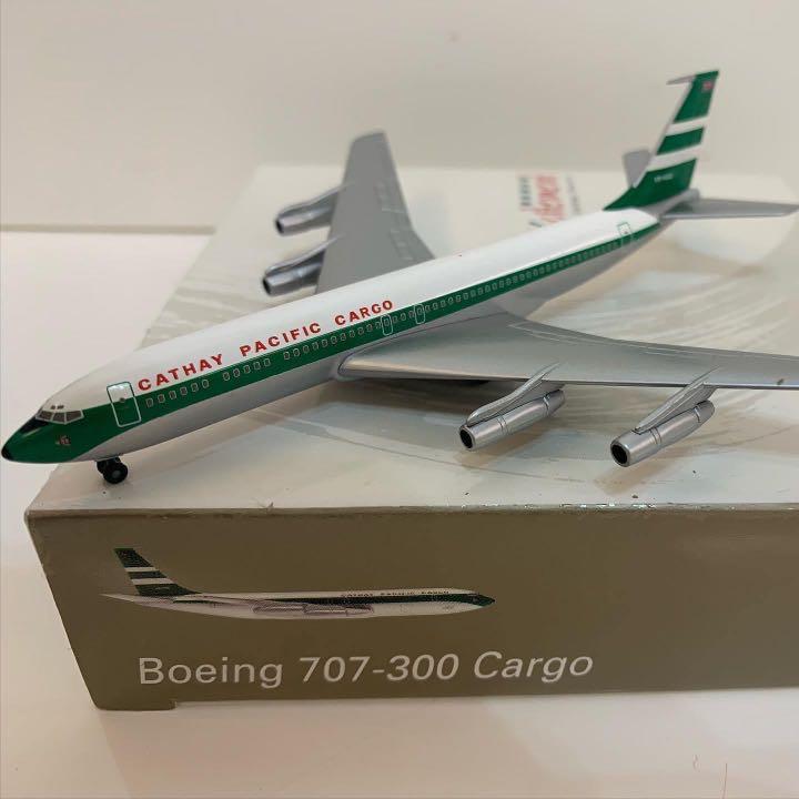 1 400 Boeing 707 300 Cargo 國泰航空 國泰 飛機 玩具 模型 飛機模型 興趣及遊戲 旅行 旅遊 旅行必需品及用品 Carousell