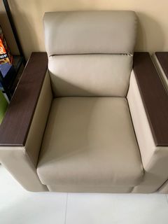 (Category: ) located in . Submitted by rebbakka (Listing ID 1086195071, Image 1). Description: .