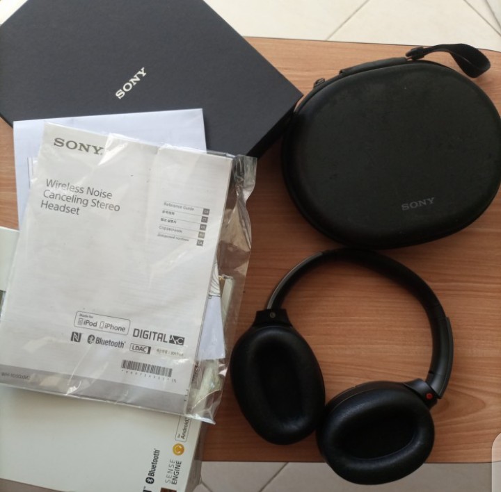ADA MINUS Headphone Sony WH 1000XM2 Bluetooth Wireless, Elektronik, Audio  di Carousell