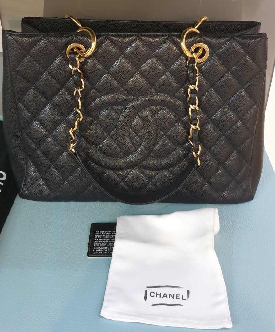Chanel GST, Gold Hardware, Women's Fashion, Bags & Wallets, Cross-body ...