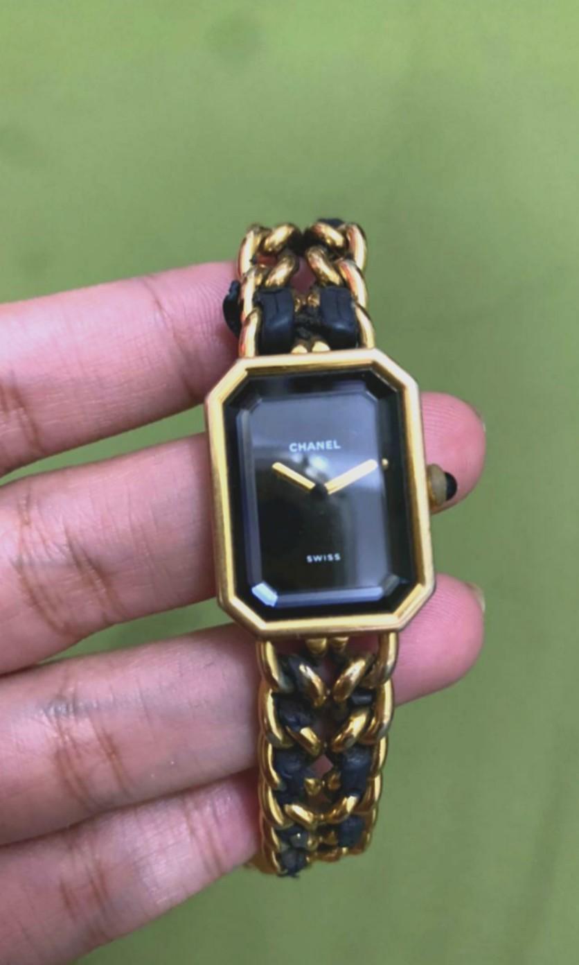 Chanel vintage authentic watch, Barang 