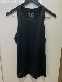 (Category: ) located in . Submitted by adoptmy.clothes (Listing ID 1086170234, Image 1). Description: .