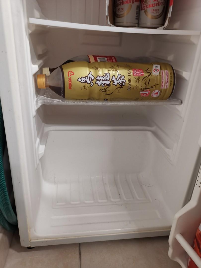 sanyo fridge