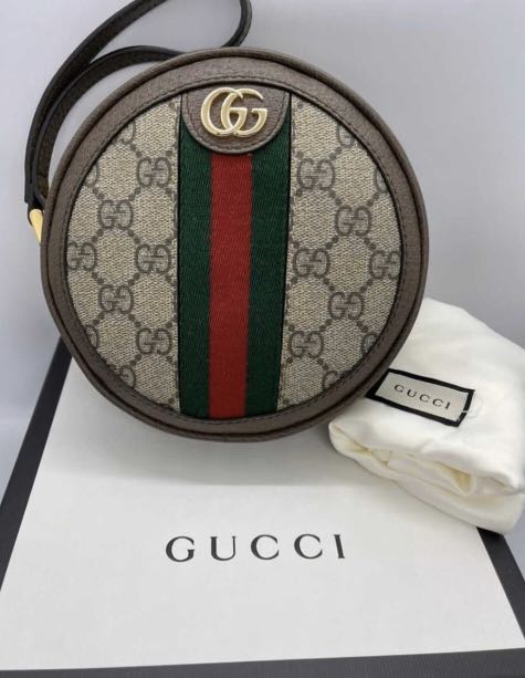 Gucci round wristlet 2025