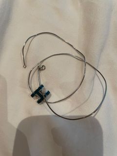 (Category: ) located in . Submitted by declutteringtrove (Listing ID 1086217585, Image 1). Description: .