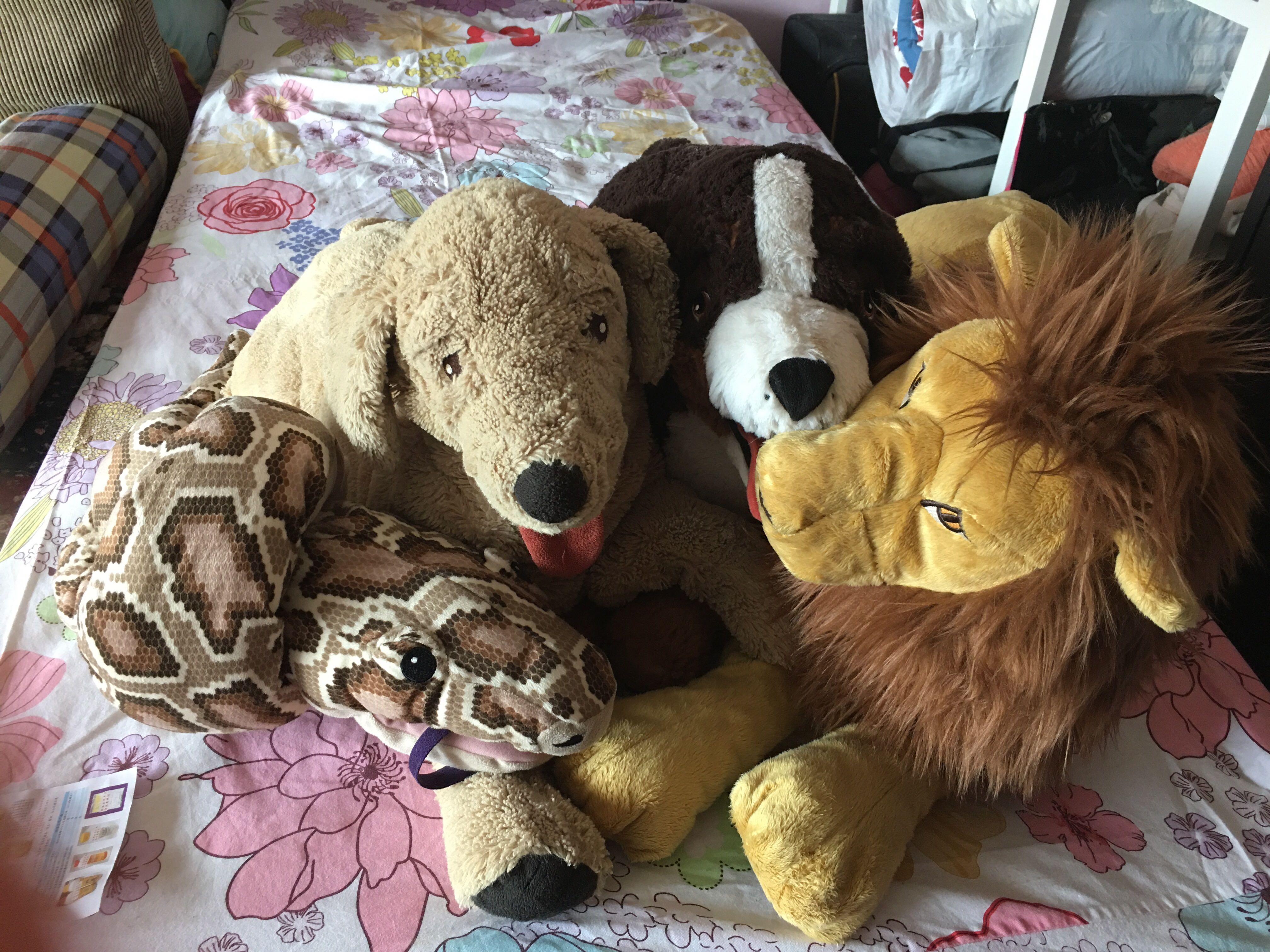 Ikea top stuffed lion
