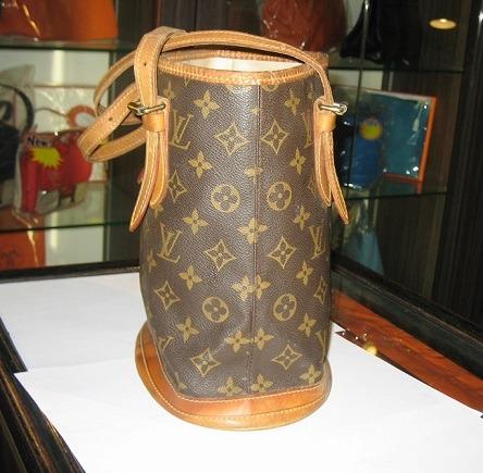 Louis Vuitton Monogram Petit Bucket PM