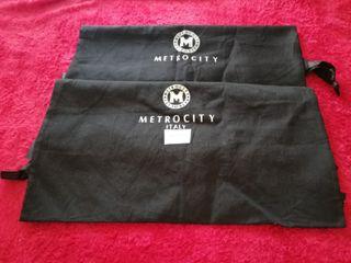 Metrocity dust bag