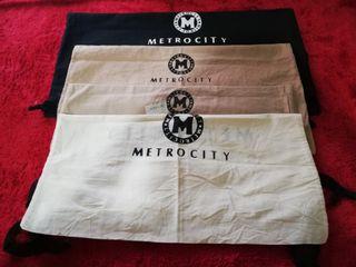 Metrocity dust bag bundle (4 pcs for 400)