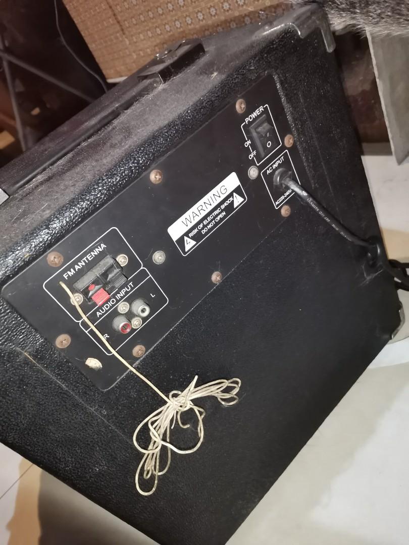 MG Audio Guitar Karaoke Amplifier/FM (Category: Soundbars, Speakers & Amplifiers) located in Manila. Submitted by evrtorres (Listing ID 1086266279, Image 3). Description: Still works perfectly fine. Last time I used it was few weeks ago. Plugged in my guitar and the sound quality is great. Sampaloc area..