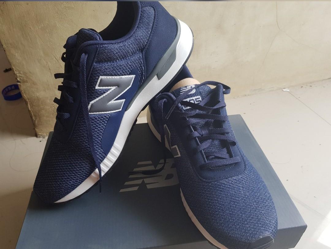New Balance 005 size 45 Fesyen Pria Sepatu Sneakers di Carousell