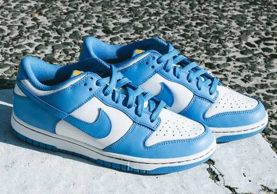unc dunks yellow
