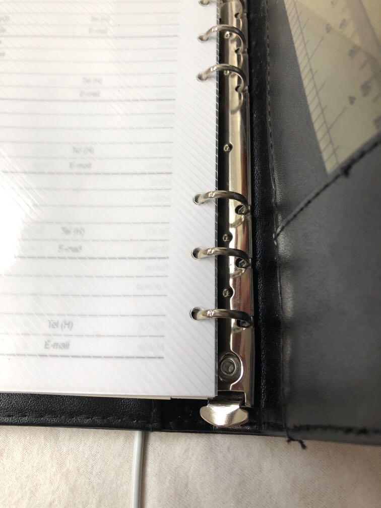 Note book (Category: Assessment Books) located in Singapore. Submitted by hwee38 (Listing ID 1086136839, Image 4). Description: .