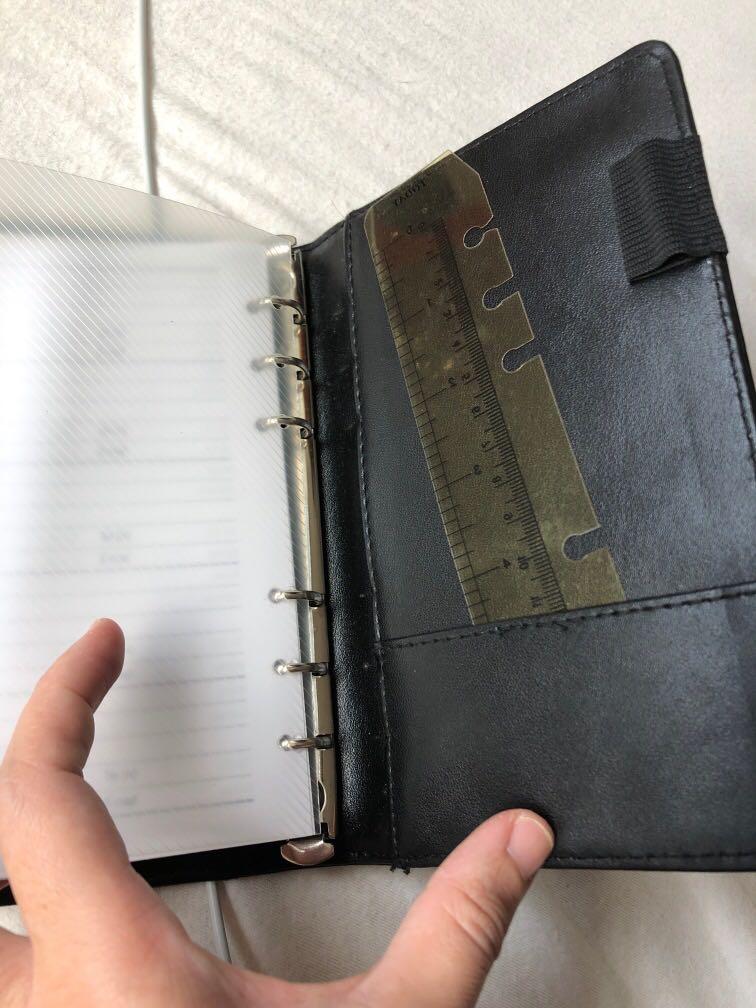 Note book (Category: Assessment Books) located in Singapore. Submitted by hwee38 (Listing ID 1086136839, Image 3). Description: .