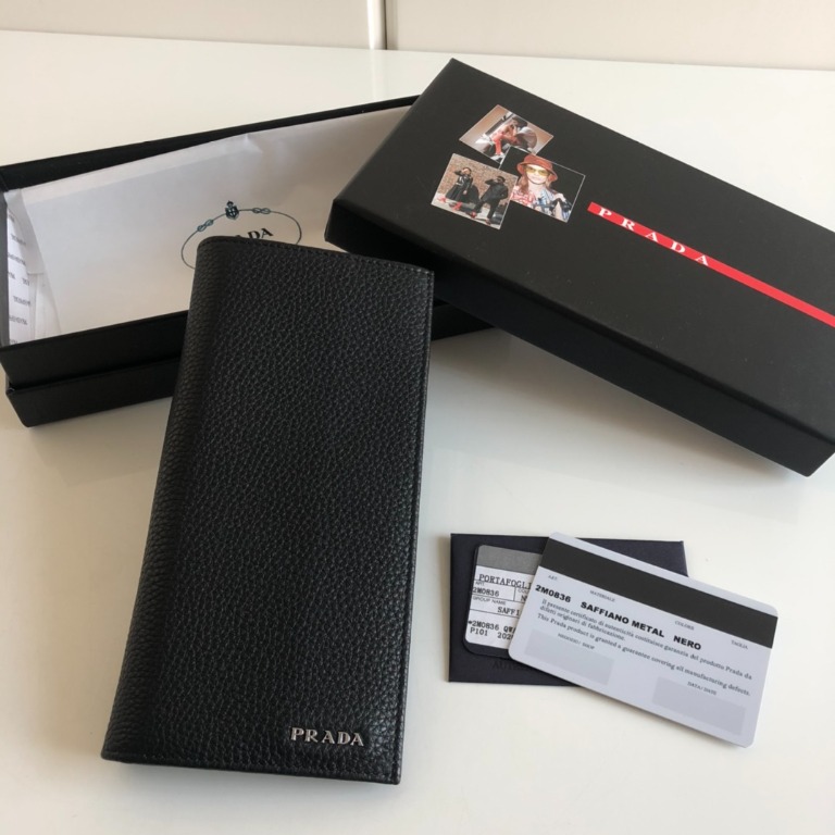 Prada men long wallet hotsell