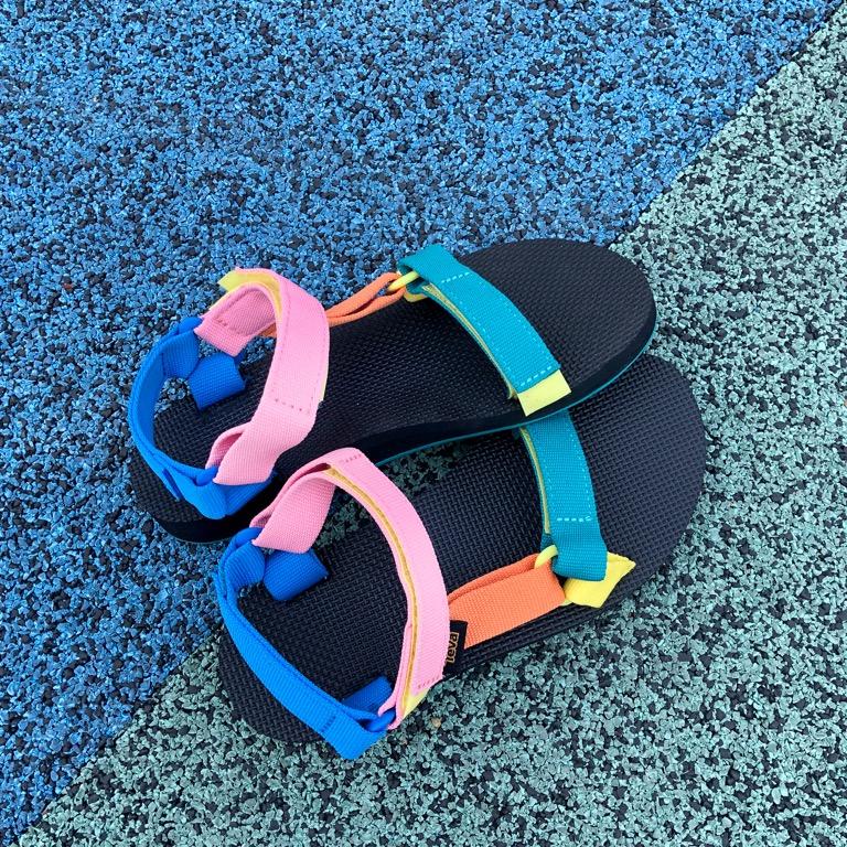 Tevas colorblock hotsell