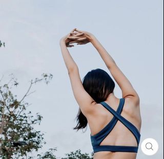 (Category: ) located in . Submitted by goodbyewardrobe (Listing ID 1086276274, Image 1). Description: .