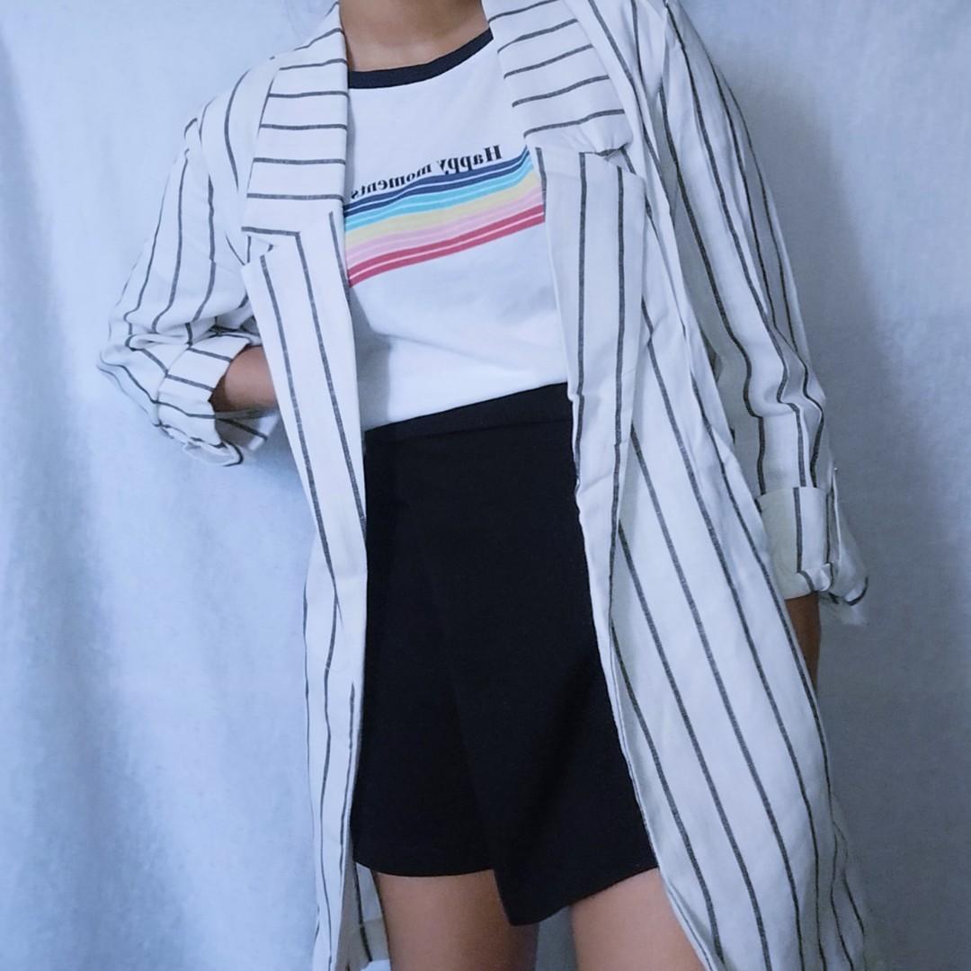 Stradivarius Striped Linen Blazer (Category: Coats, Jackets and Outerwear) located in Marikina City. Submitted by happycache (Listing ID 1086258404, Image 1). Description: BNWT ♡ Available in S (1) Small | 20" width 31" length Model | 32" bust 26" waist Dm if interested ♡.