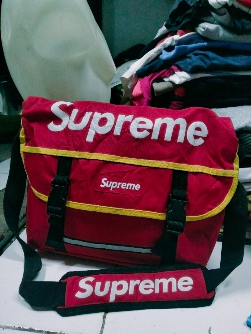 Tas sling hot sale bag supreme
