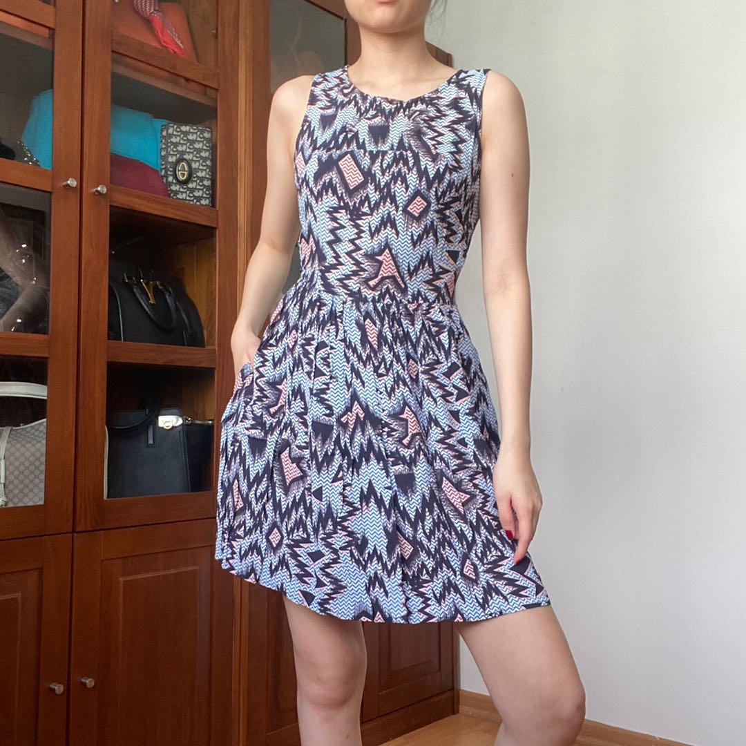 Henna print flippy dress hotsell