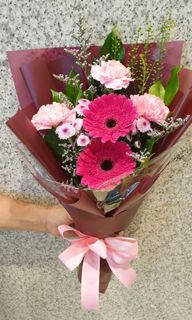 (Category: ) located in . Submitted by futureflorist.sg (Listing ID 1086220722, Image 1). Description: .