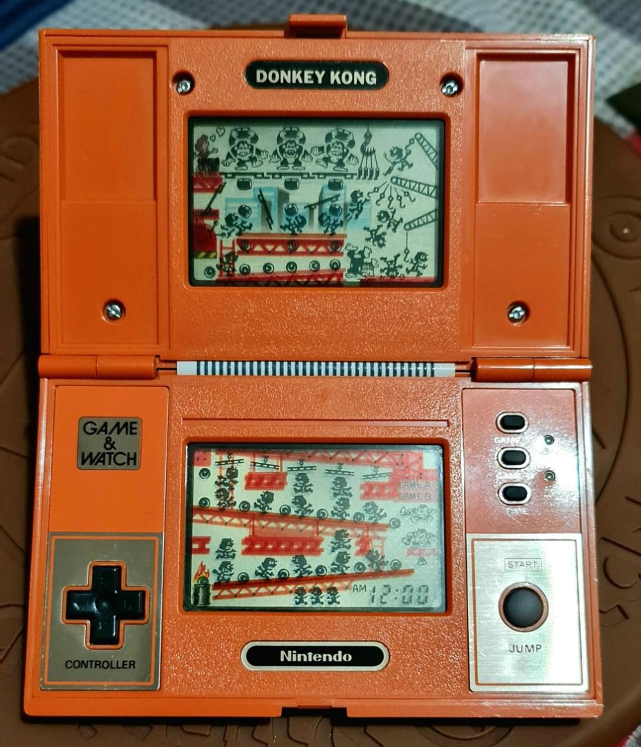 Vintage Nintendo Game & Watch multiscreen Donkey Kong 1982, Hobbies