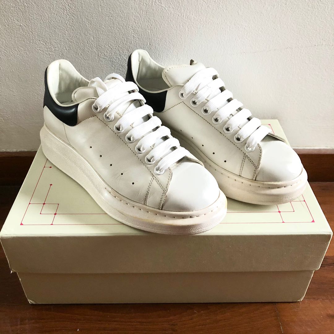 Alexander mcqueen oversized new arrivals sneaker true to size