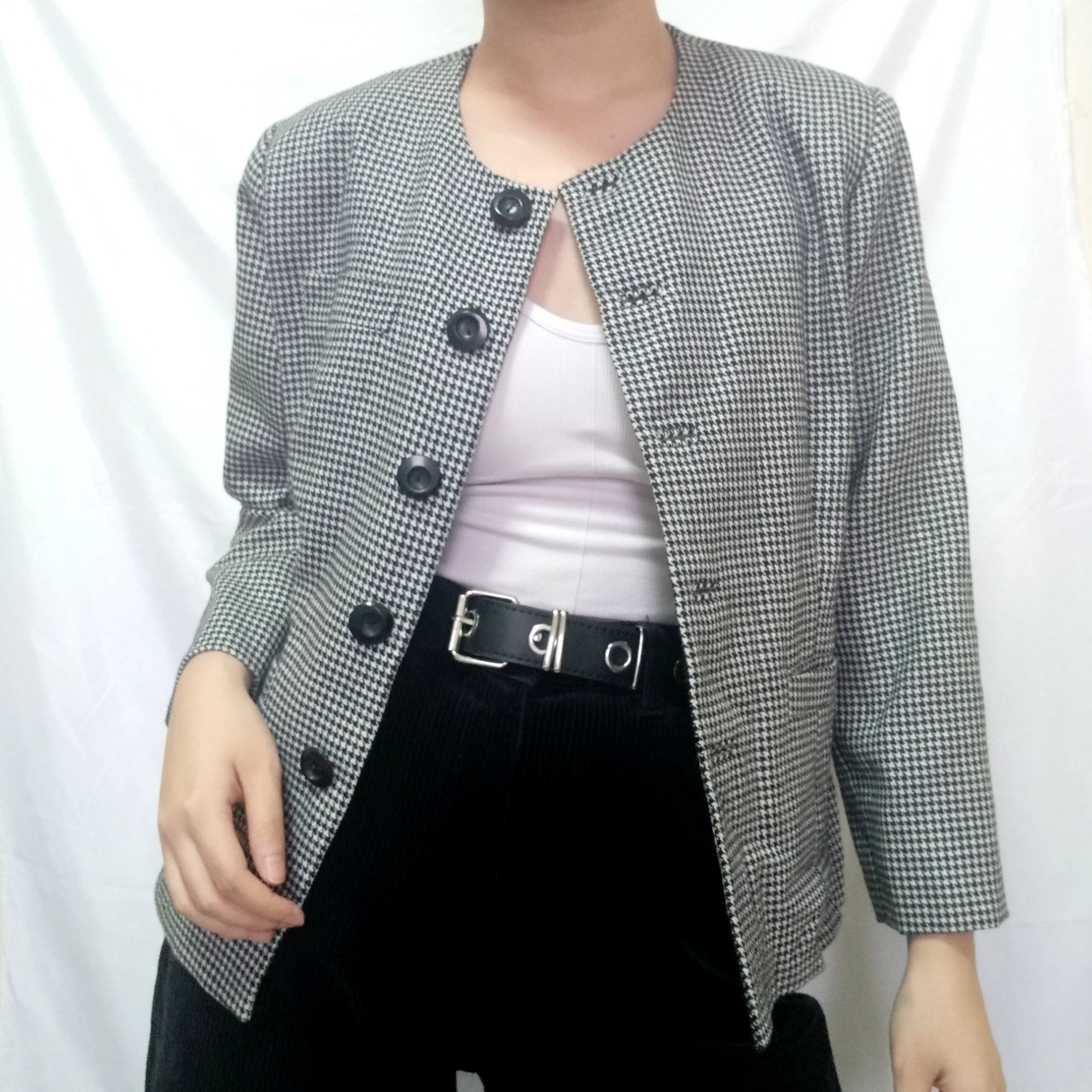 round neck blazer