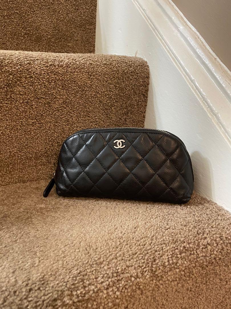 Chanel leather clearance pouch