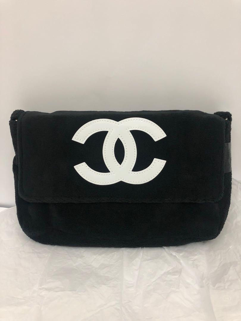 Chanel Fur Bag (Vip Gift), Fesyen Wanita, Tas & Dompet Di Carousell