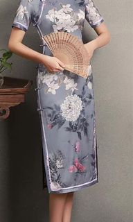 (Category: ) located in . Submitted by pinkheels (Listing ID 1086333005, Image 1). Description: .