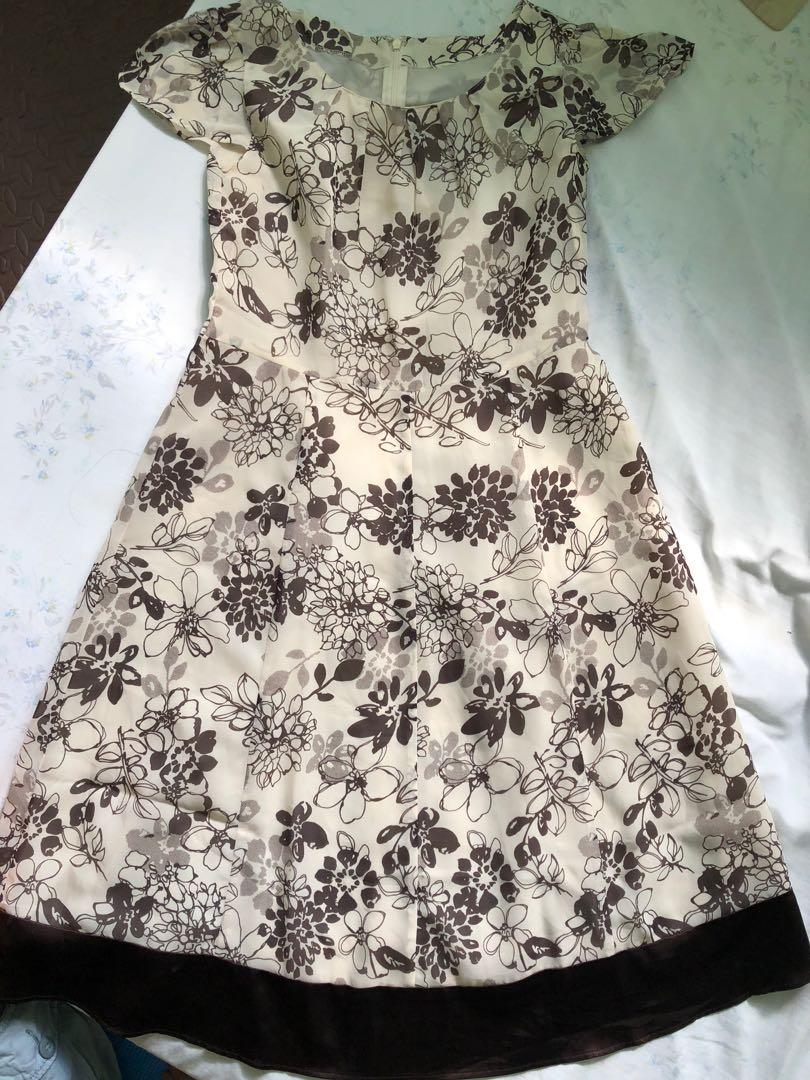 Floral Dress (Category: Dresses) located in Cabagan. Submitted by eadanc (Listing ID 1086378090, Image 1). Description: .
