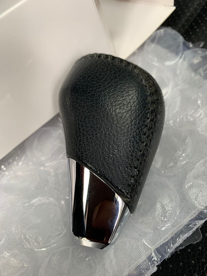 Gear Shift Knob Original for Toyota Estima. Also compatible with Hiace