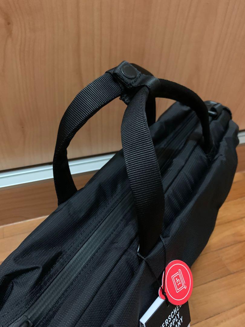 Britannia messenger best sale