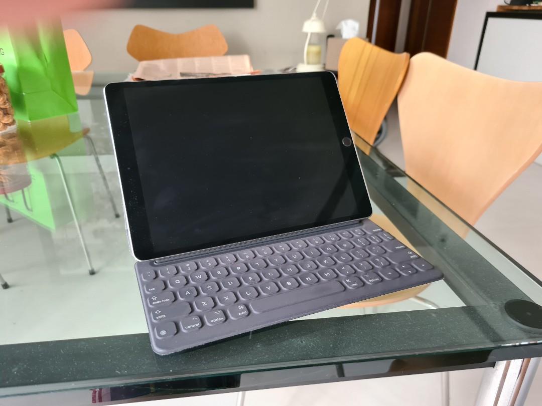 iPad pro 10.5 with keyboard case and apple pencil, Computers 