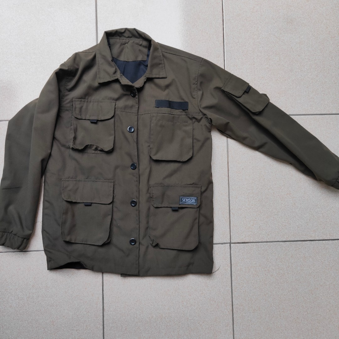 Jaket Semi Parka Hijau Army Fesyen Pria Pakaian Baju Luaran di