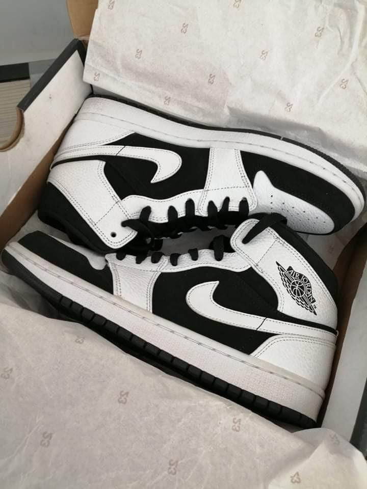 aj1 tuxedo