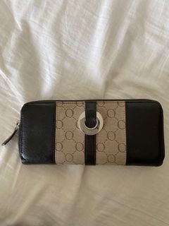 (Category: ) located in . Submitted by Monica (Listing ID 1086325659, Image 1). Description: .