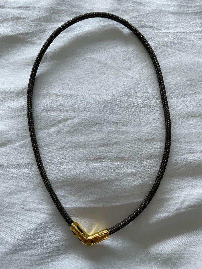 Phiten Rakuwa Necklace X50 V Type