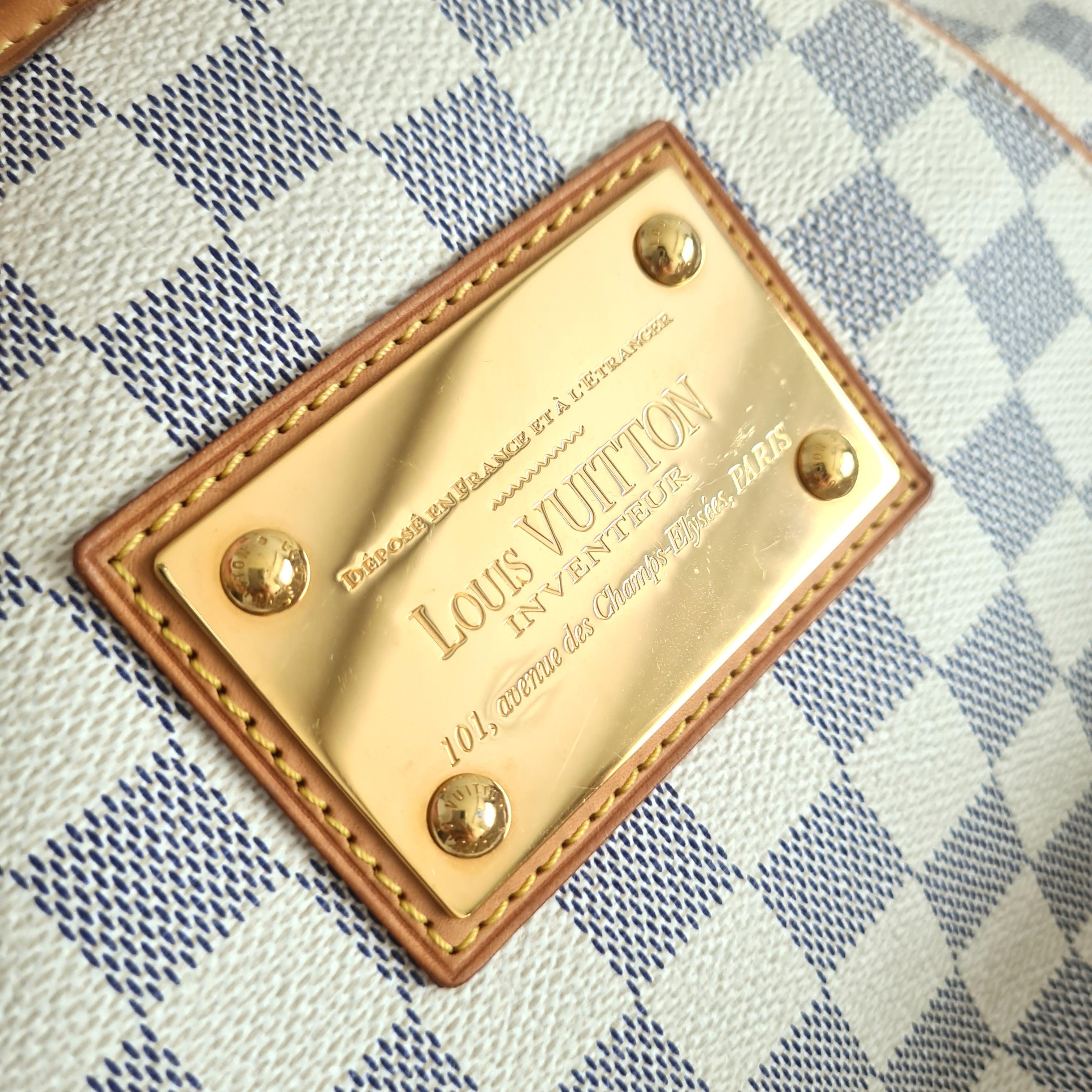 Louis Vuitton White Damier Azur Galliera PM Blue Leather Cloth ref.255307 -  Joli Closet