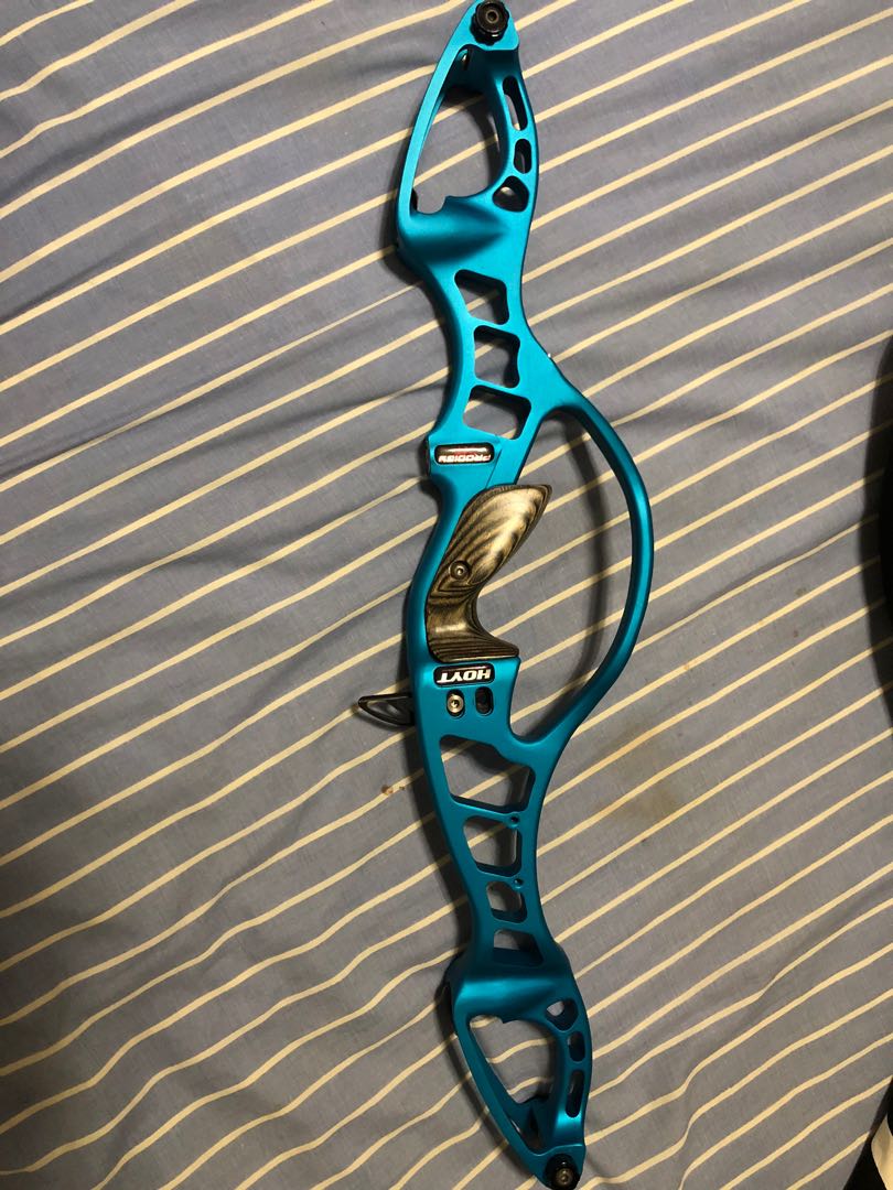 Recurve Archery Hoyt prodigy XT (riser only), Sports Equipment