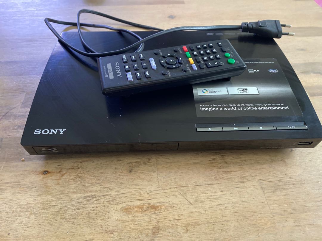 Sony Blu Ray player BDP S190, TV & Home Appliances, TV & Entertainment