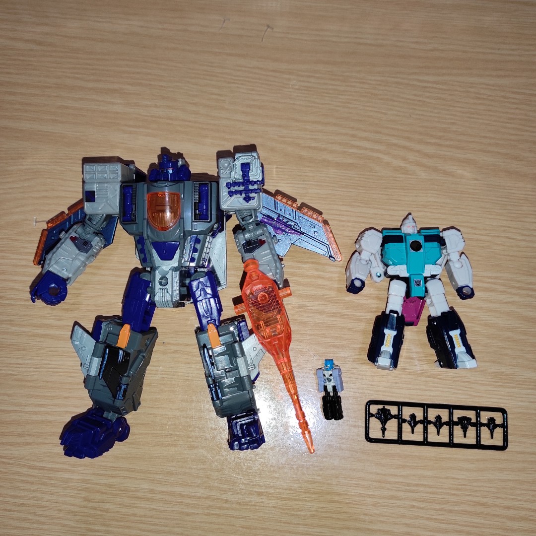 transformers titans return jouet