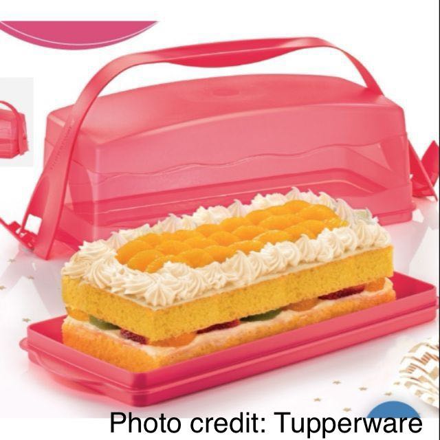 Tupperware rectangular cake taker, Furniture & Home Living, Kitchenware
